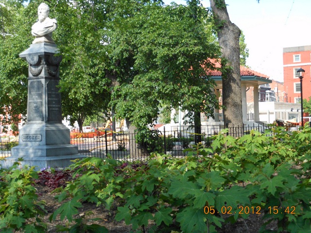Park Green Statue